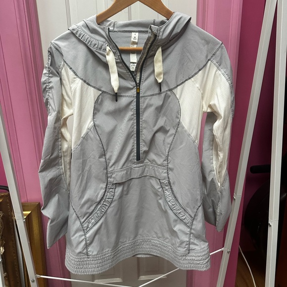 lululemon athletica Tops - Lululemon Half Zip lightweight Jacket size 6